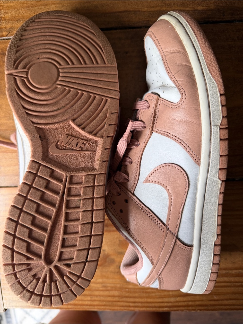 Nike Women’s dunks Low-Top Sneakers in Dusty Rose and White - Picture 3 of 4